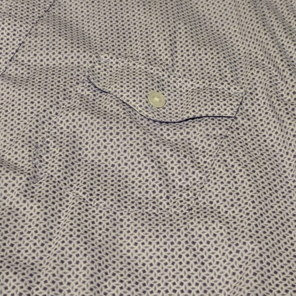 Calvin Klein Men's Lavendar Dots Short Sleeve Button Up Shirt Size M Slim Fit - Picture 3 of 4